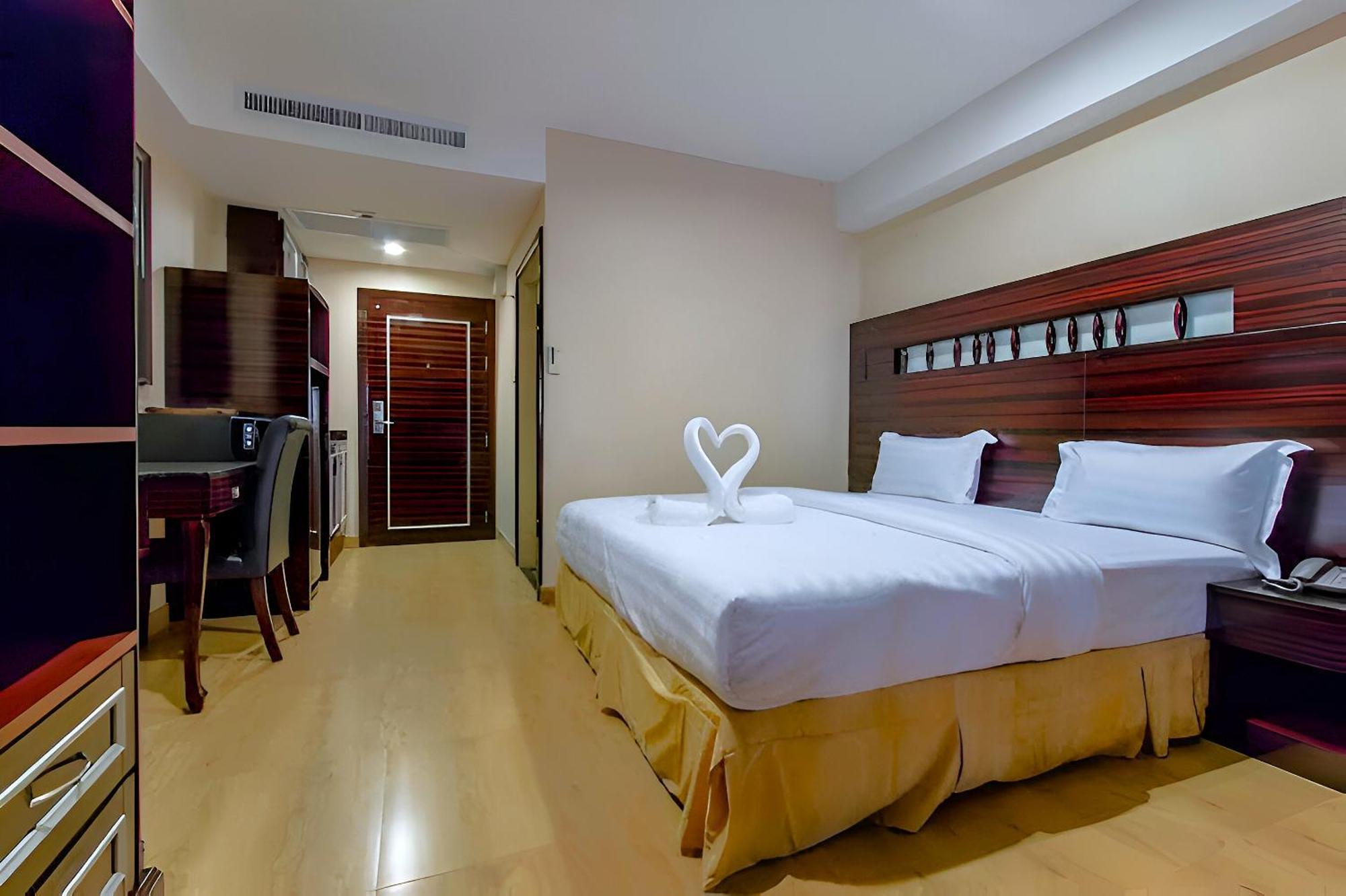 Land Royal Residence Pattaya Eksteriør bilde