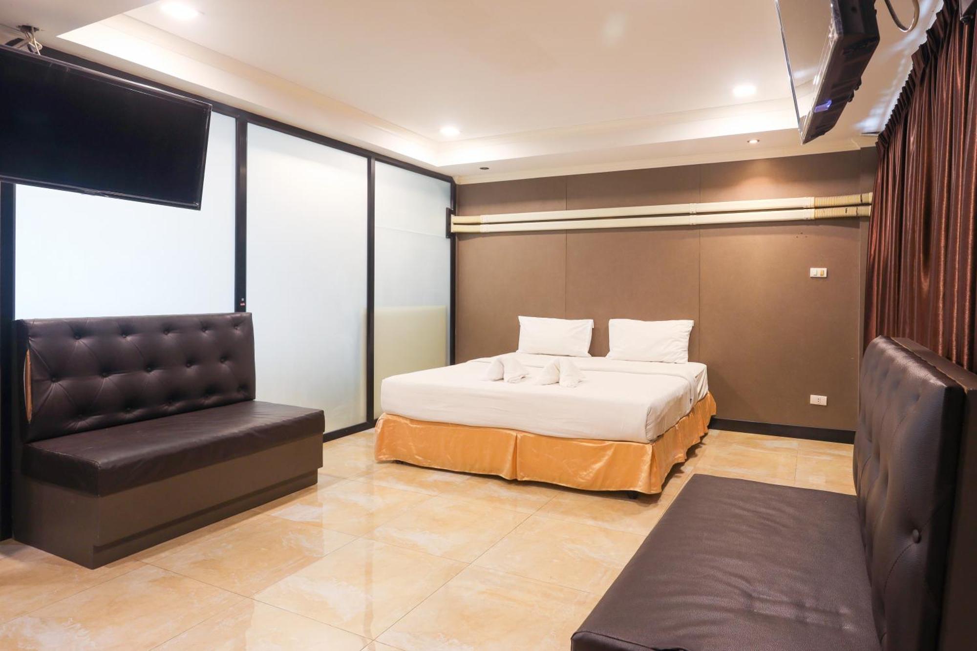 Land Royal Residence Pattaya Eksteriør bilde